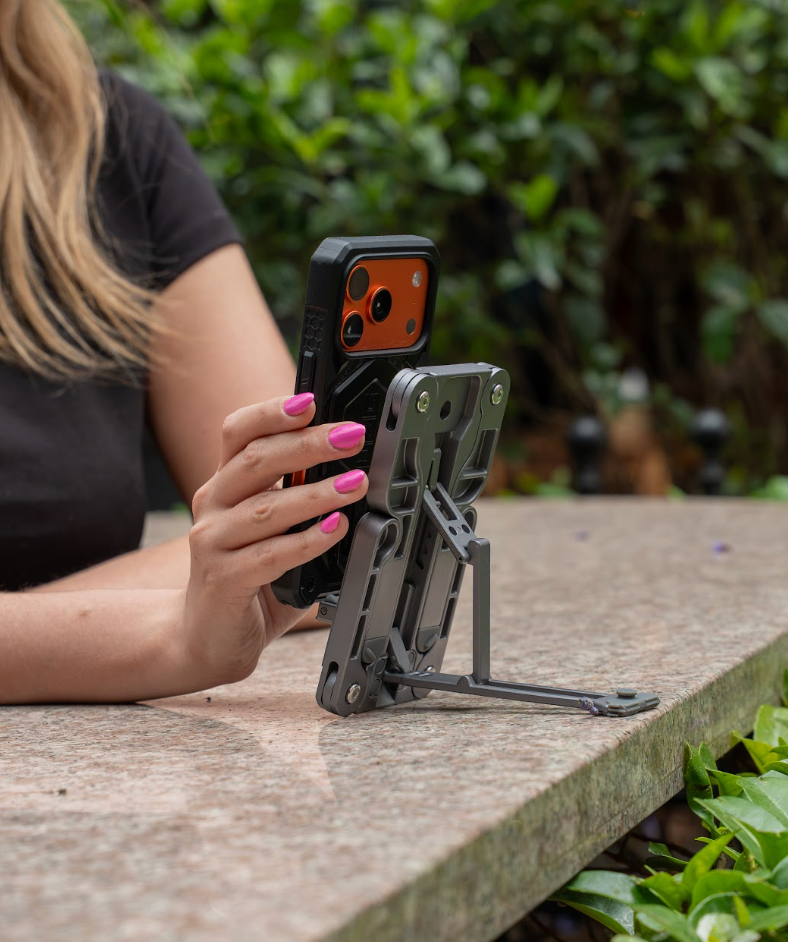 Customer using Flexi Go while travelling